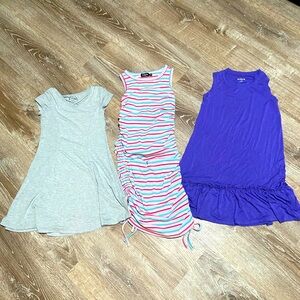 Girls dress bundle size S